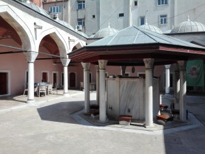 cortile scuoa islamicaok